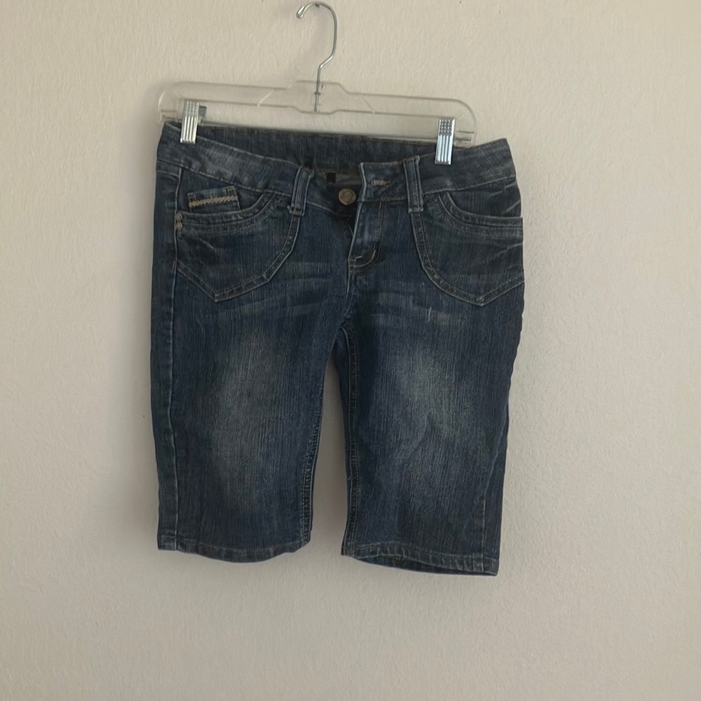 FINAL MARKDOWN Junior aviva shorts 7
